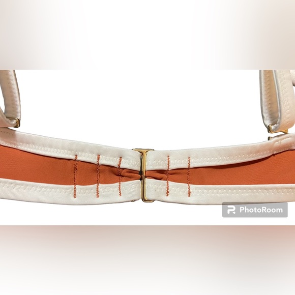 Victoria’s Secret Fabulous push up bikini top - Picture 3 of 6